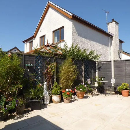Stag Cottage, Grange-over-sands